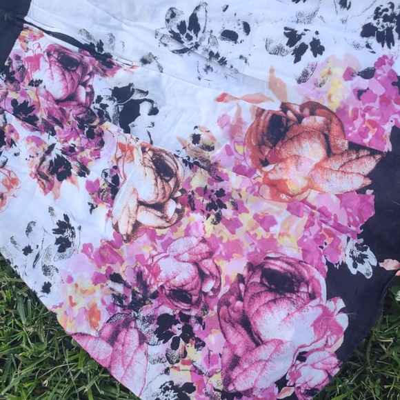 Trixxi Floral Flower Print Pattern Strapless Flowy Mini Dress - Picture 10 of 10